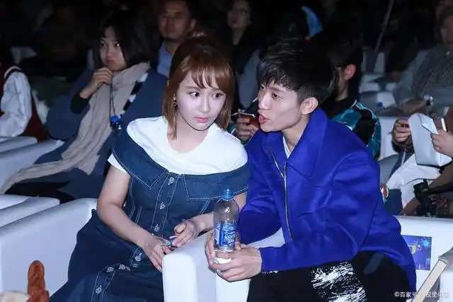 张一山宋妍霏疑同居:网友们却心疼起了杨紫