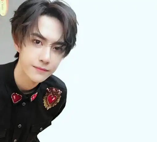 喜欢王一博的集美 p图素材来啦 - 最右