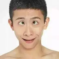 张一山头像高清图片大全_名人张一山真人头像大图下载【点击鼠标右键