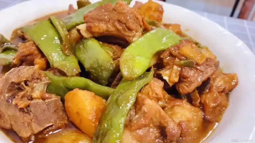 家庭炖菜排骨炖豆角把握几个诀窍你也可以炖的美味
