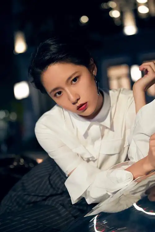 《爱情公寓5》成果诸葛大力御姐范