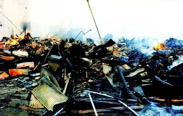 死伤5万人,损失千亿美元,1995年日本阪神大地震有多惨?