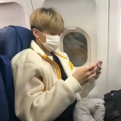 qq头像大全66张戴口罩帅气男生头像