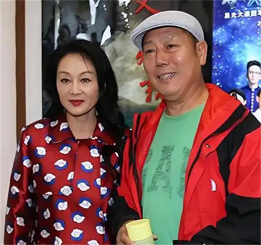 自己被骗,却让女儿上交10年工资,如今62岁的她还好吗|王姬|演员