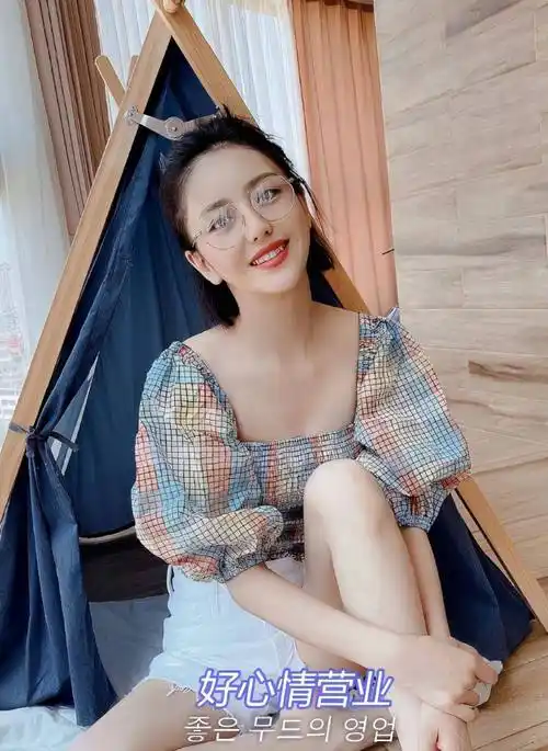 原创佟丽娅的辣妹裙火了看着就很挑身材很少有人能轻松驾驭