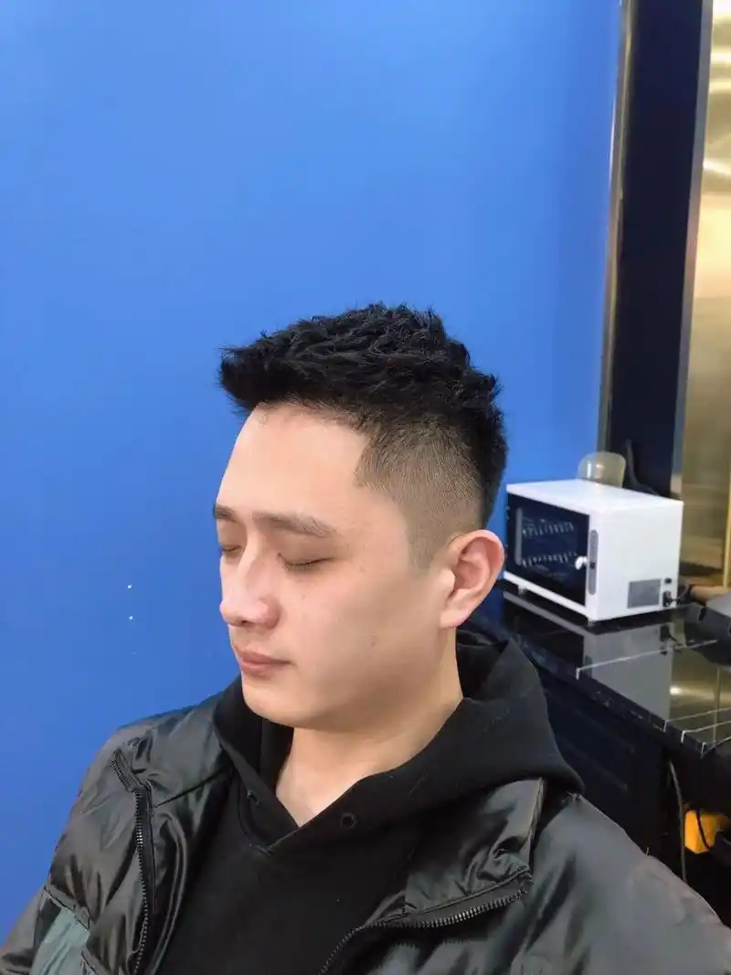 摩根前刺能维持多久 1,看发型师的技术.