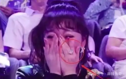 像川渝贵公子周震南,海南富婆吴宣仪,小作精虞书欣,都是家里有钱,来