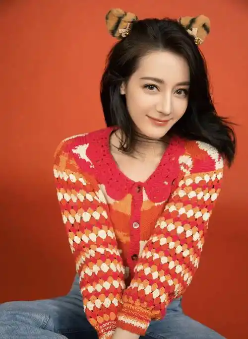 女星迪丽热巴写真合集:异域风情,秀丽可爱_迪丽热巴_异域_写真