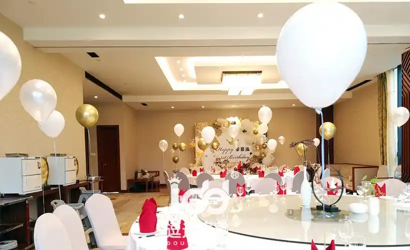 小孩生日会场布置