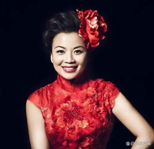 回顾歌唱家张也叫李谷一妈妈登了25次春晚53岁还孤身一人