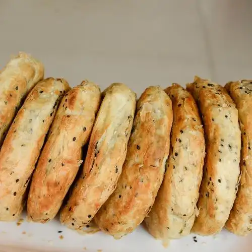 山东火烧芝麻烧饼千层早餐主食油酥火烧泰安范镇五香咸味发面 糖酥火