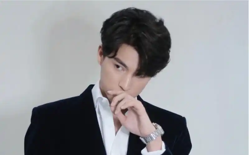 缪78糕缪苏帕带着他的lp糕卡呐炸街来了