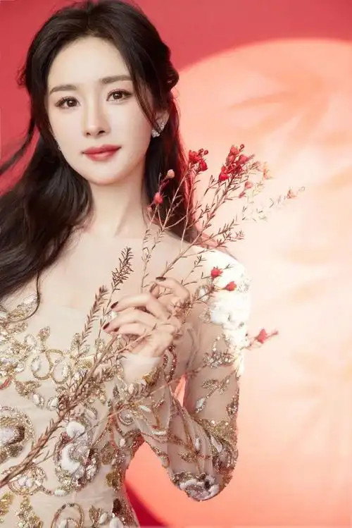 亲测杨幂的提亮法真能爆改早八人的熬夜脸