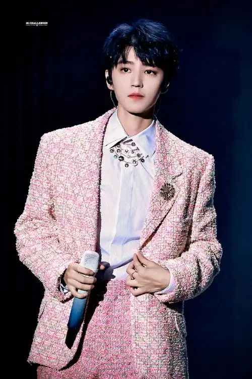 王俊凯2023遇兔呈祥##从开始到未来,只为王俊凯