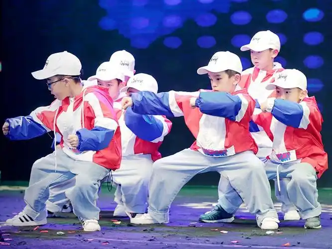 少儿街舞班2021年肇庆市文化馆下半年百姓课堂公益培训课