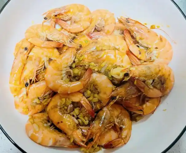 芙蓉蒜香油焖大虾做法虾做法