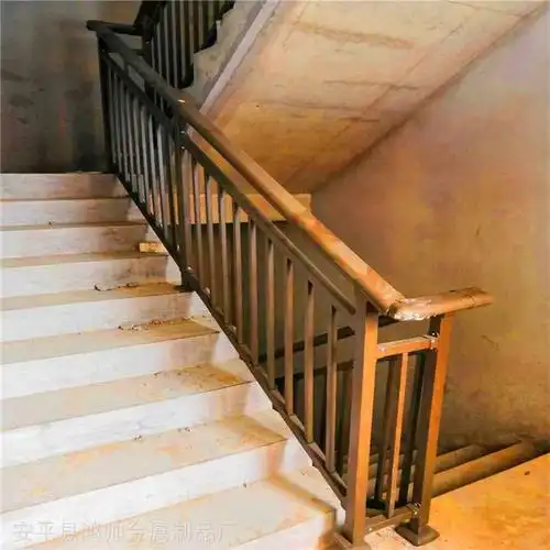 方管楼梯扶手郑州楼梯扶手锌钢材质安全