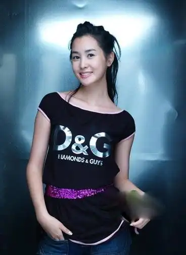 李多海甜美生活照 青春活力 李多海图片