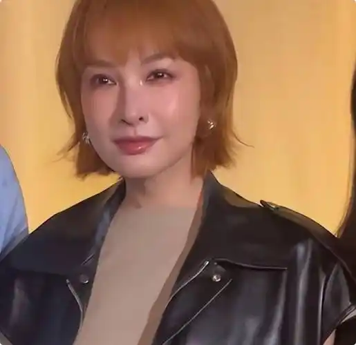 郭晶晶的"大饼脸",刘诗诗"法令纹",是对内娱畸形审美的反击_吴昕_时装