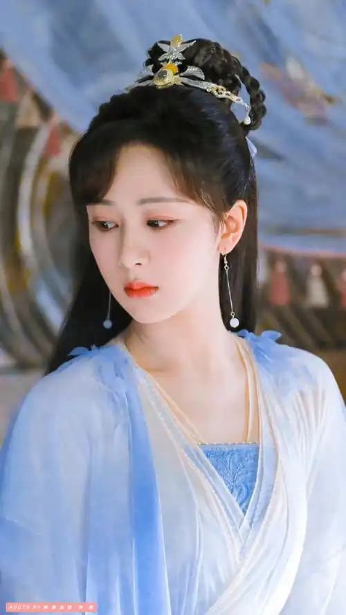 古装美女明星杨紫在古偶剧里面的古装造型简直美呆了呢!_腾讯新闻