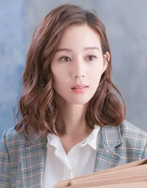 37岁的张钧甯,对自己到底有多"狠"?