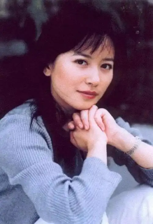 俞飞鸿年轻时照片(俞飞鸿年轻时照片图片)-天晟网