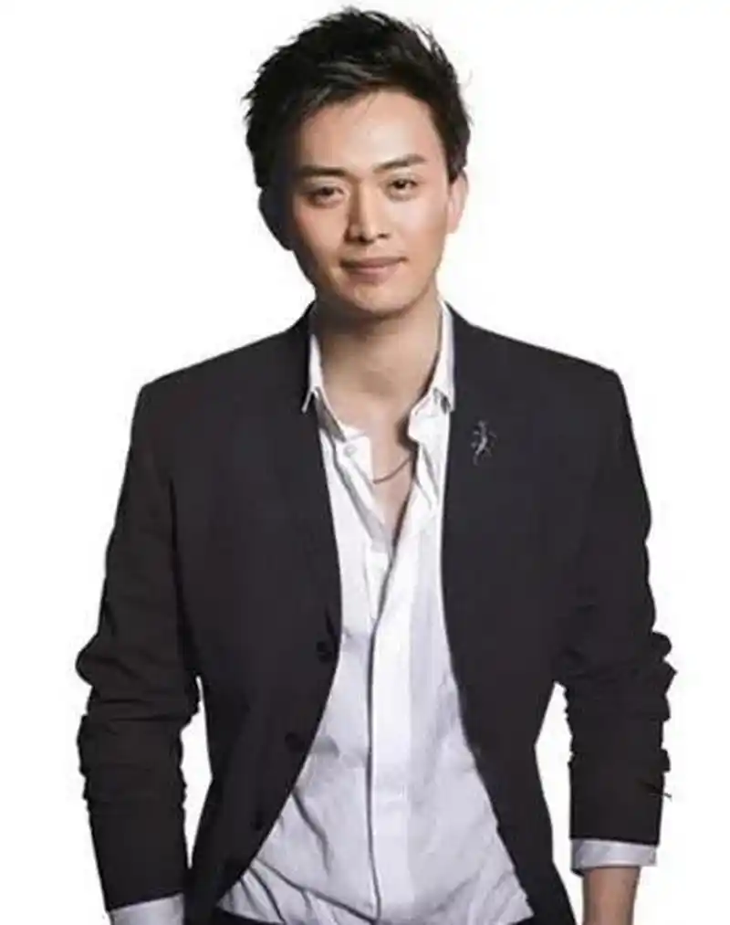 琼瑶说大陆有一个男演员,特别难合作,《还珠格格1》到《还珠格格3》找