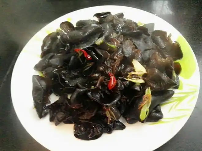 清炒木耳的做法