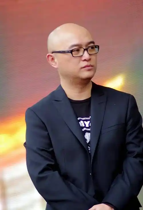 逐渐"消失"的孟非,原来已经走上了另一条大道_父母_工作_节目