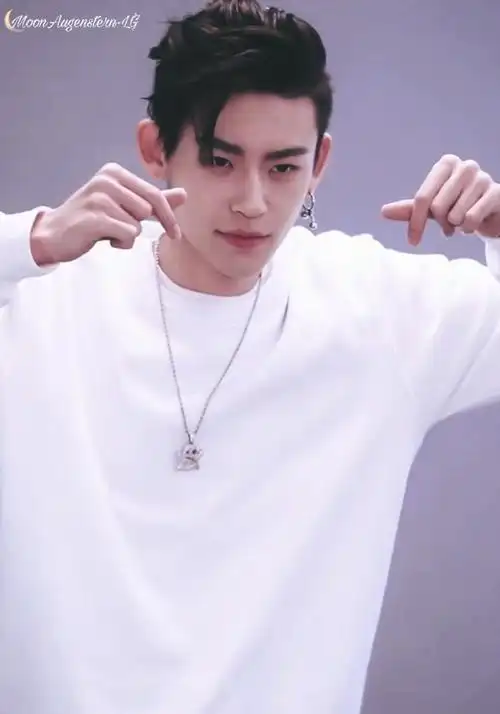 小鬼新歌不良少年#男友系列第三弹之花样比心7315@小鬼-王琳凯