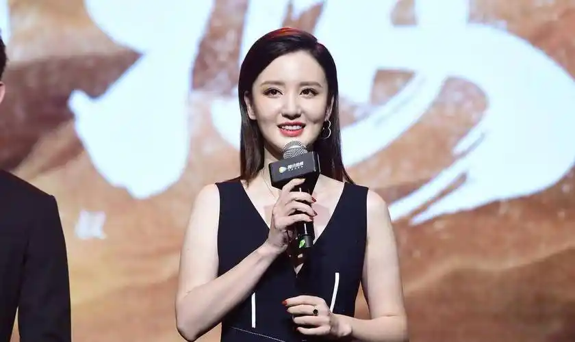 原创道歉达人张萌坐拥13亿公司霸凌素人犯众怒迷惑发言蹭热度