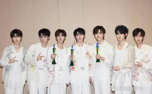 环球音乐与时代峰峻达成战略合作推动tfboys出海