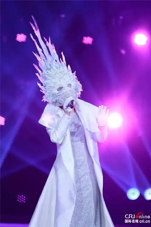 江苏卫视第二季《蒙面唱将猜猜猜》即将于9月3日在江苏卫视盛大首播.