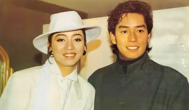 梅艳芳临终前为何拉着张学友的手?原来两人还有这层关系