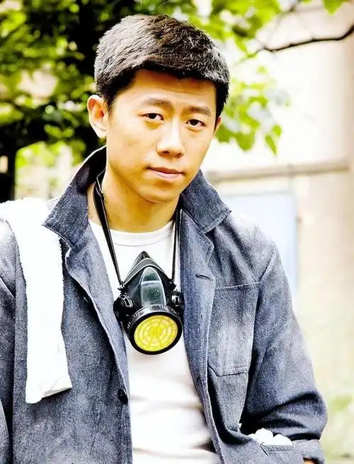 夏雨的成长之路:从心灵的阴影到超越自我夏雨是中国电影史上最年轻的