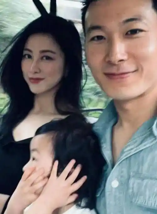 王昀佳_网友_三亚