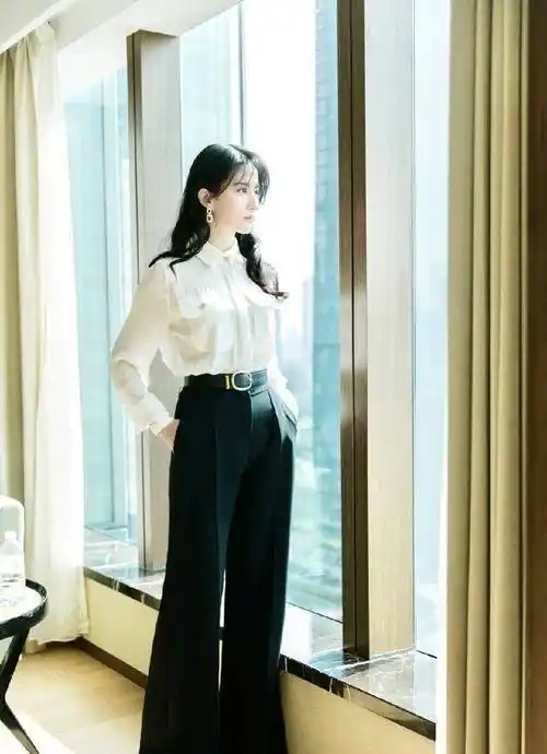 原创原创神仙姐姐刘亦菲霸气亮相尽显东方魅力日常穿搭更惊艳