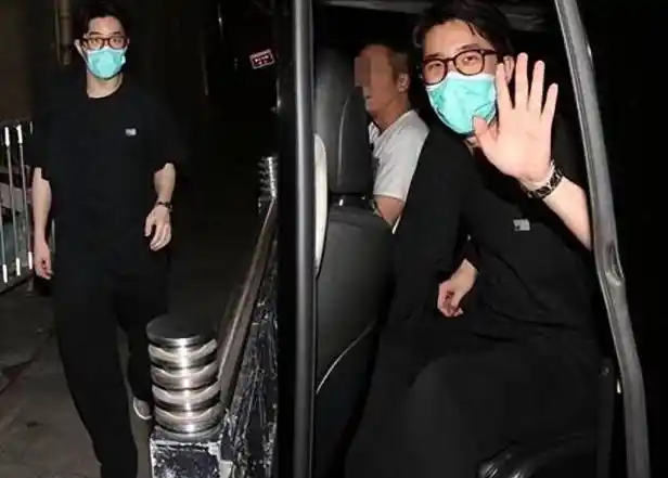 房祖名现身新加坡千万豪车与发福脸颊引热议疑似结婚生子曝光