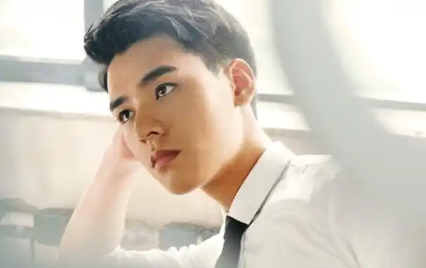 龚俊在张雨绮的广告里当过群演,龚俊的潜力怎么样?