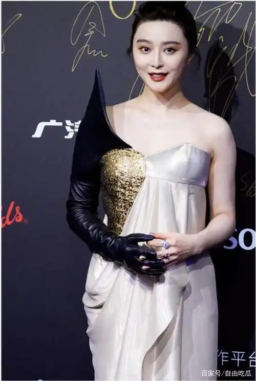 范冰冰走红毯颜值大跌被p成美甲贴,网友分析其变丑原因