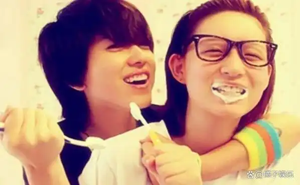 晋级的事[gf]2b07[/gf][gf]fe0f[/gf]而刘忻和李斯丹妮的关系比较好