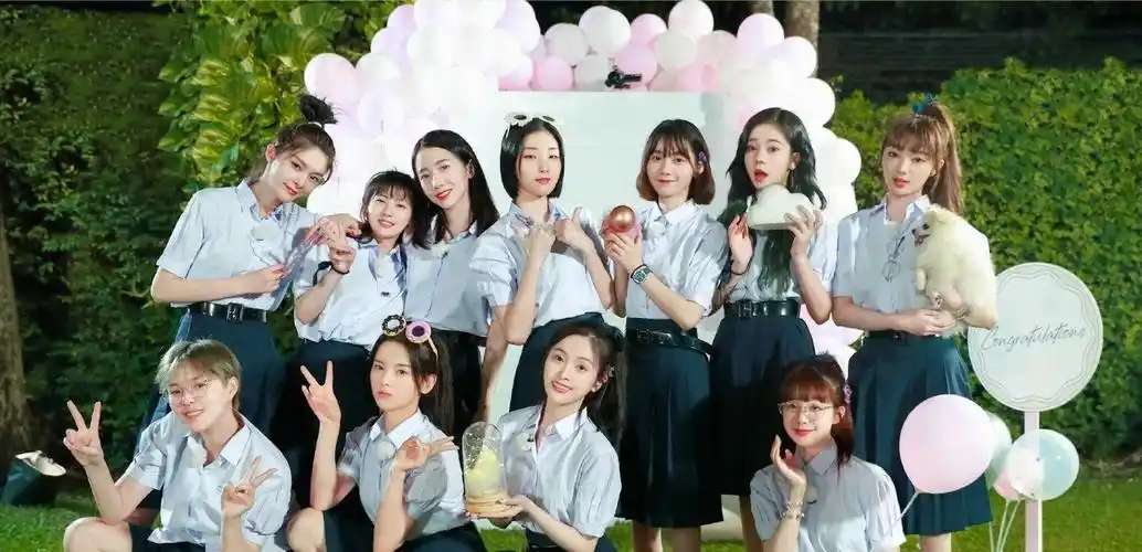 解散后创造101出道的11人杨超越成为c位只有她混得很糟糕