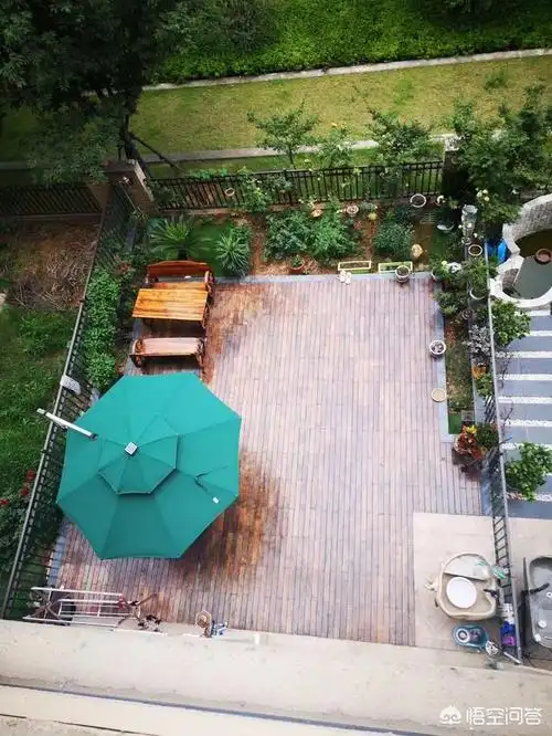 多层小区一楼在院子里搭建建筑是否属于违章建筑为什么