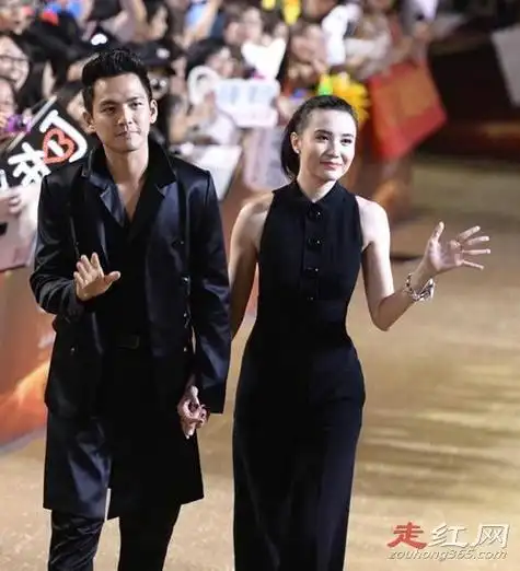 钟汉良的老婆到底是谁 rita谢易桦个人资料简介