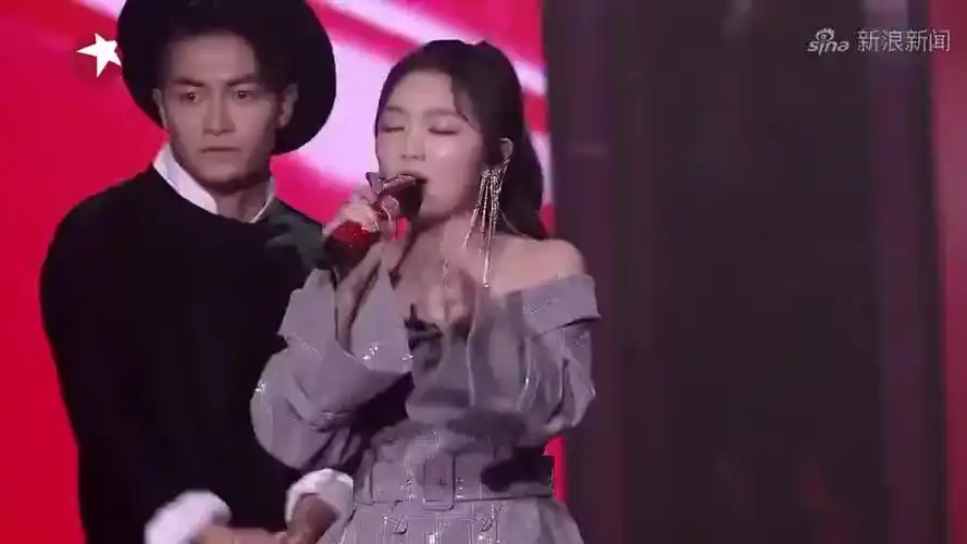 《我们的歌》李紫婷&黄凯芹演唱《芒种》惊艳全场!