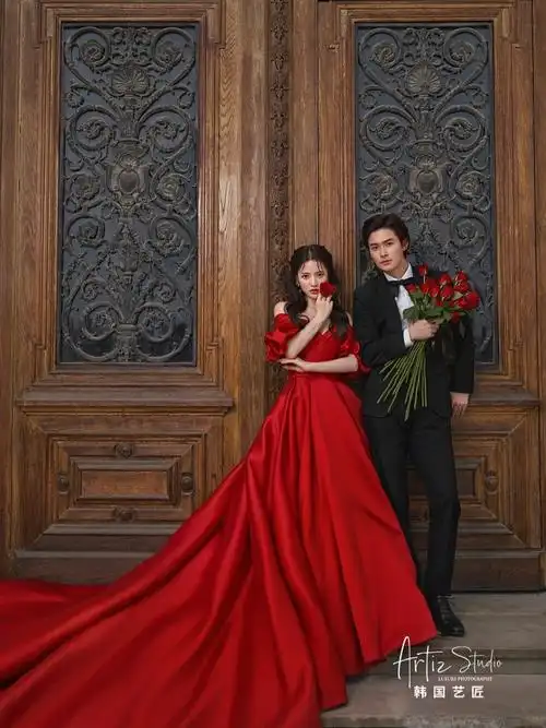 赌你会心动的红色缎面婚纱照系列
