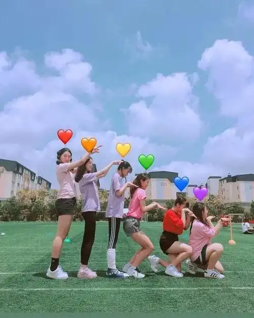 毕业旅行怎么能不拍照学会这些合照pose让你朋友圈点赞翻10倍