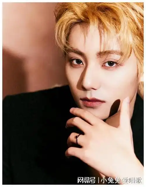 她又谈恋爱了?这位新男友的黑历史不要太多