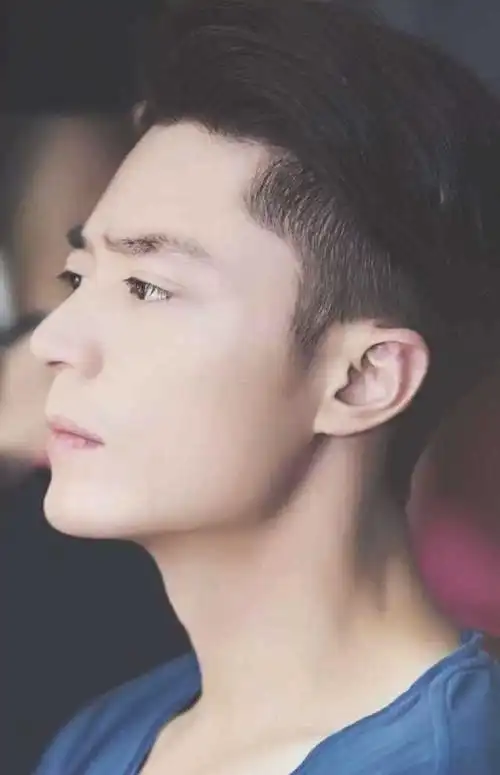 这十大男星的侧脸你get到哪个的颜了呢?请在下方评论留言