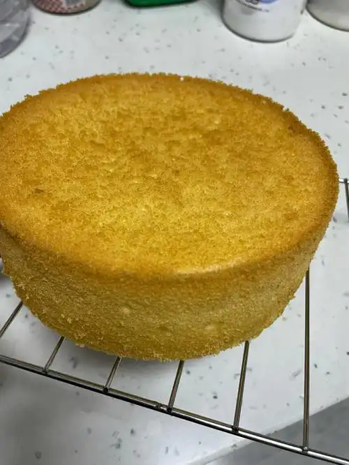 小烤箱做的戚风蛋糕啦